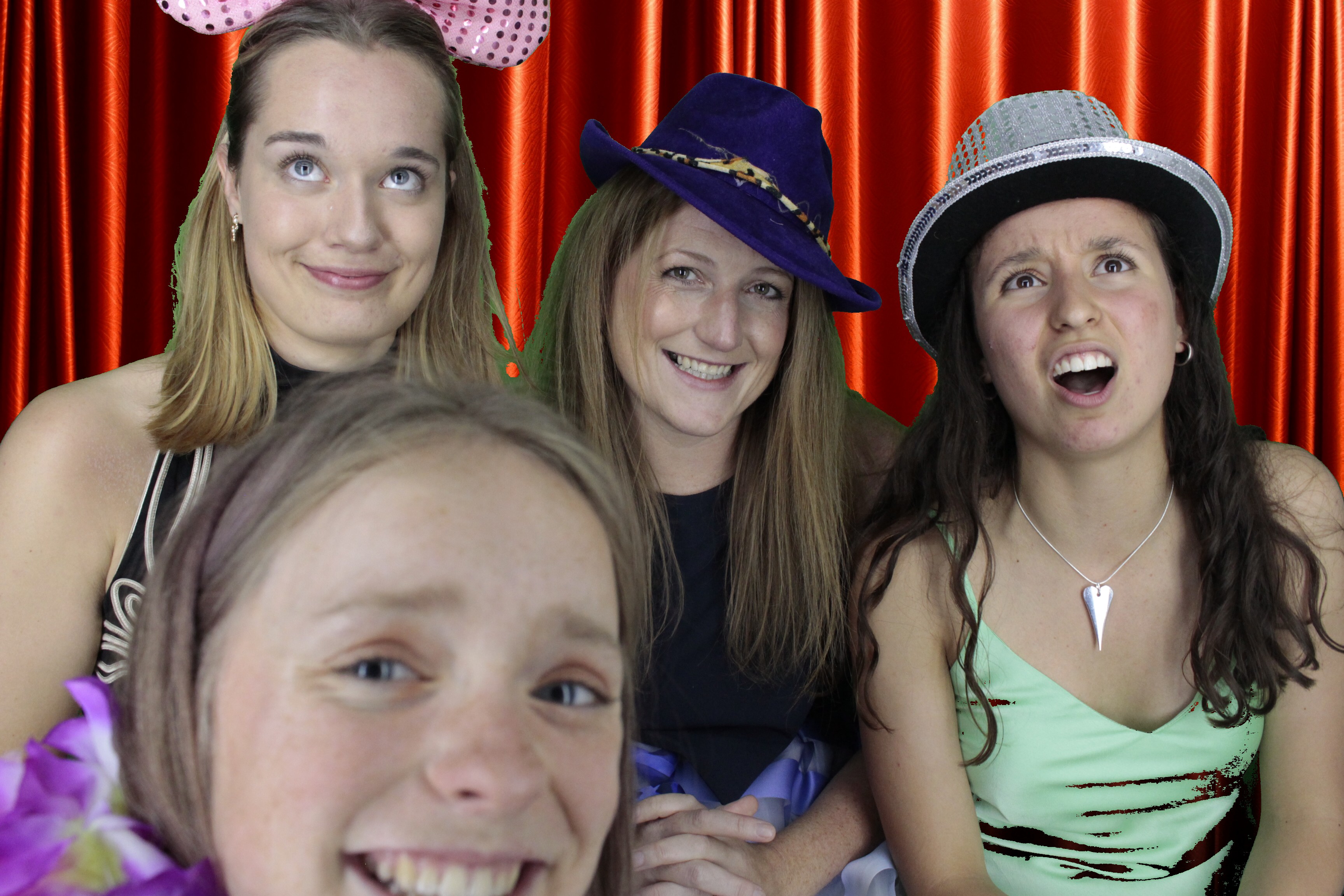 St Gabriel's Leavers 2019 | View more photos from the event at gallery.myphotoboothexperience.co.uk/u/MyPhotoBoothExperienceLtd/St-Gabriels-Leavers-2019